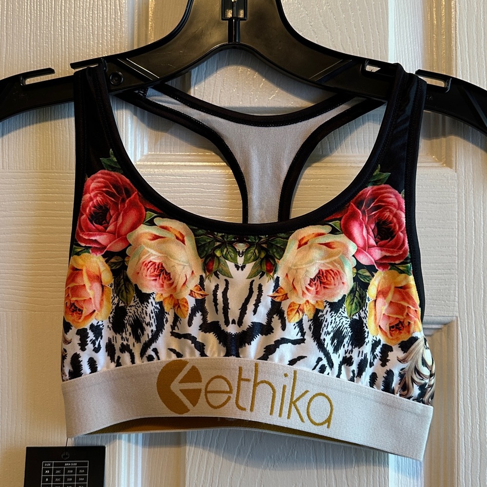 Sports bra